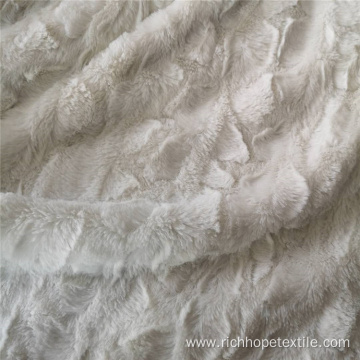White Embossed Pv Plush Fleece Fabric Polyester